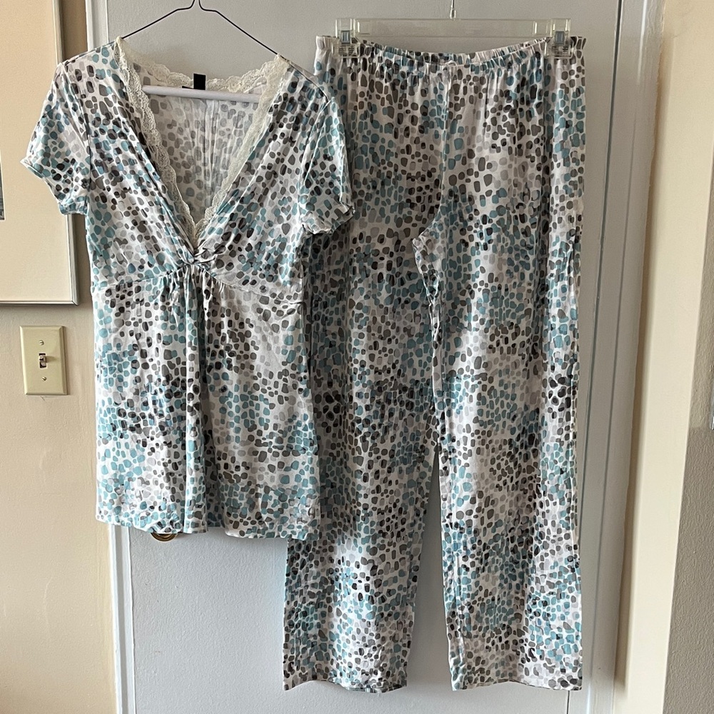 Sexy Stretchy Ruched Lace edged V-neck Empire waist PJ set